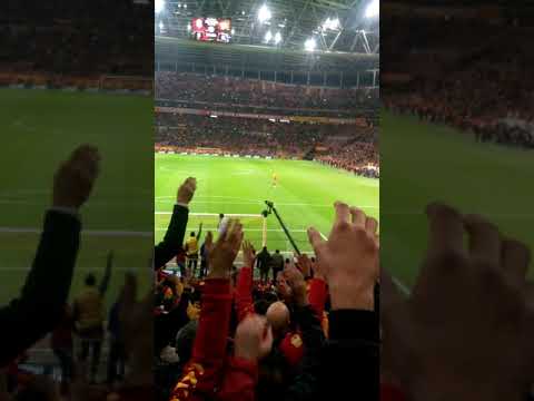 Younes Belhanda üçlü