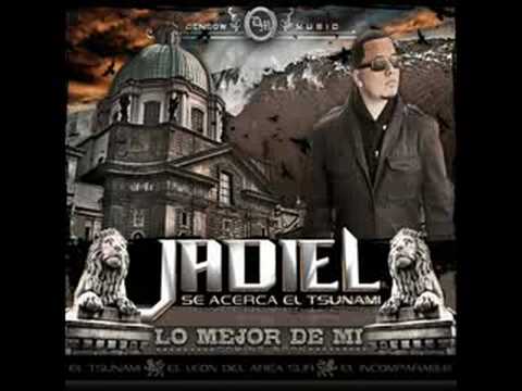 Watch the video for Tranquila ; Por Que Tu Me Tienes Loco Loco (8)