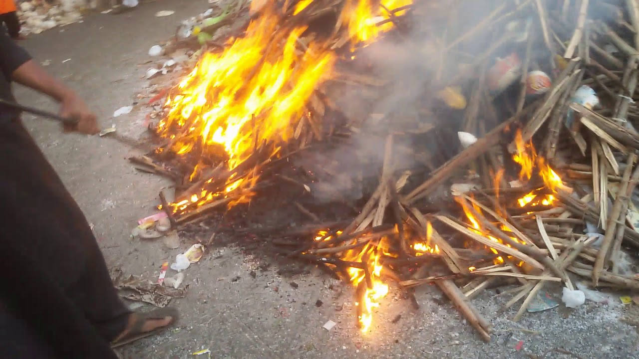 tawakkal mastan Dargah ☆fire burning ritual on 10th of muharram ☆in ...