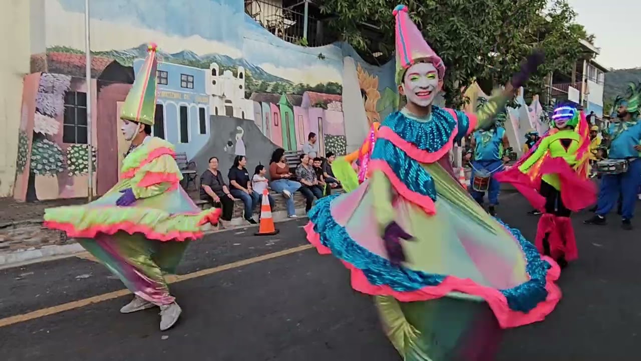 Así comienza las fiestas patronales en el salvador 🇸🇻💃🏻🕺🏻 