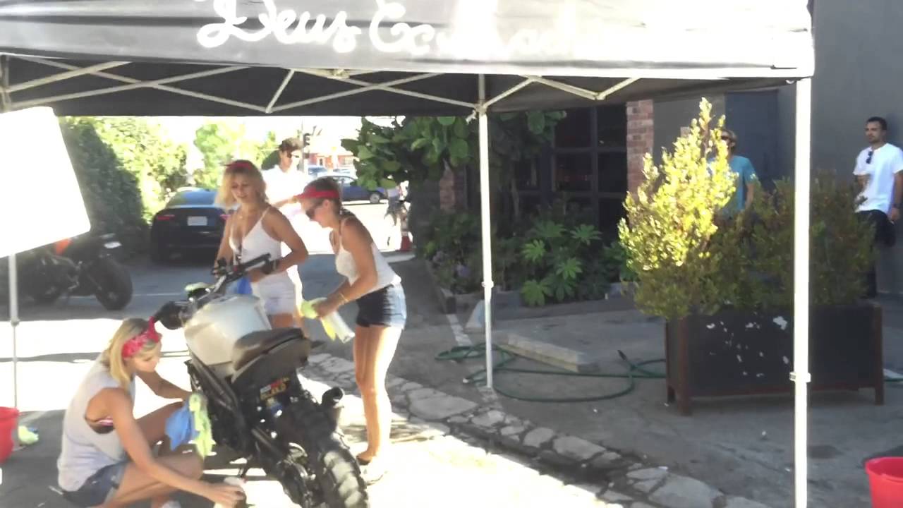 Downtown Scotty Brown bopping around Deus