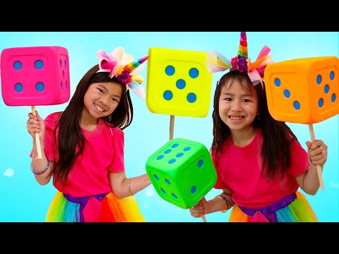 Jannie and Emma Pretend Play Party with Magic Children Clothes Surprise Toys
