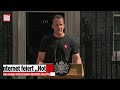 LONDON: Dieser Mann stiehlt Starmer vor der Downing Street die Show!