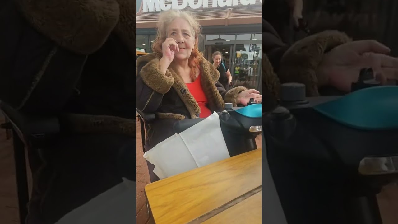 Zupa Vlog with Gblaze and Debbie