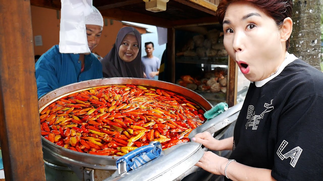 Cabe mama hancur berkeping-keping setelah mencoba Bakso Mercon!!🥵