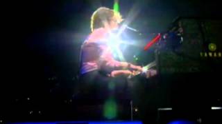 Paul McCartney - Maybe I'm Amazed (2012 05 10 - Zócalo DF México) (13/38)