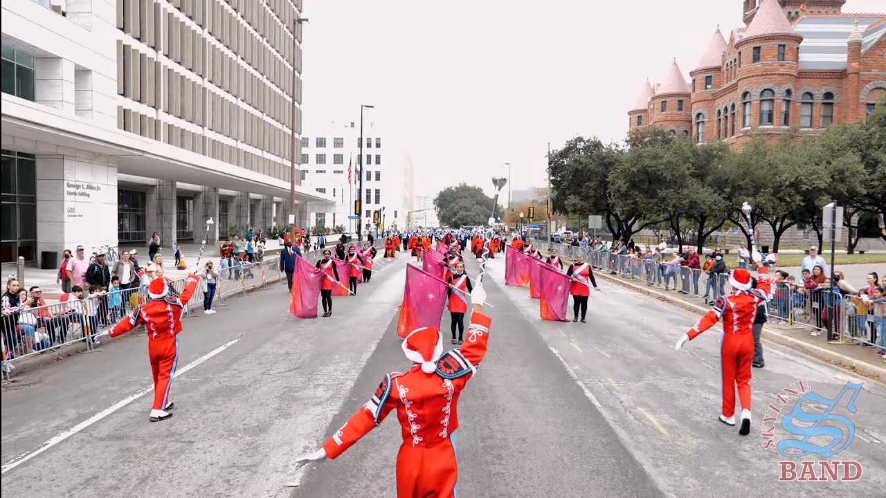 Skyline Raider Band - Marching in The Dallas Holiday Parade - 2021