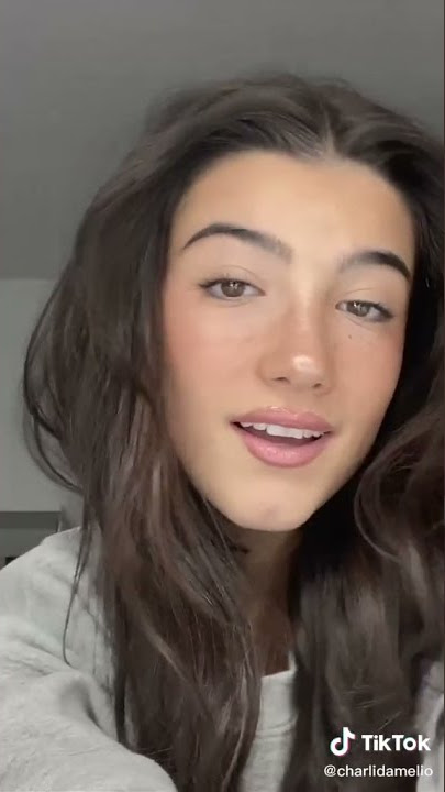 2021 05 29 @charlidamelio 6967543907664088325