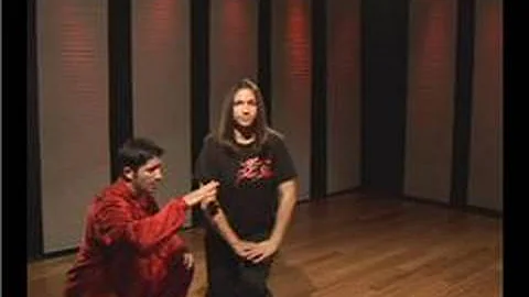 Kung Fu Leg Strengthening Exercises : Kung Fu Kneeling Squat Exercise