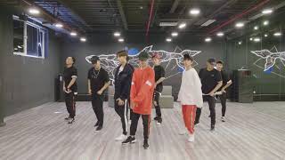 Tfboys易烊千玺Tf小黑屋之喜欢你练习室版Jackson Yee