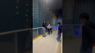 Download Lagu First-time ice-skiinggg :3 #iceskating #skiing #hangout #cold MP3