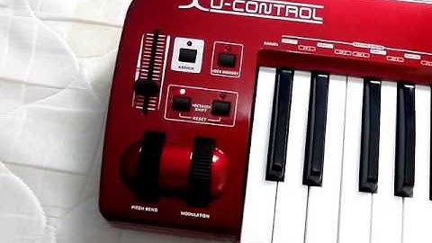 Behringer UMX 610 with problem/defect (com problema/defeito)