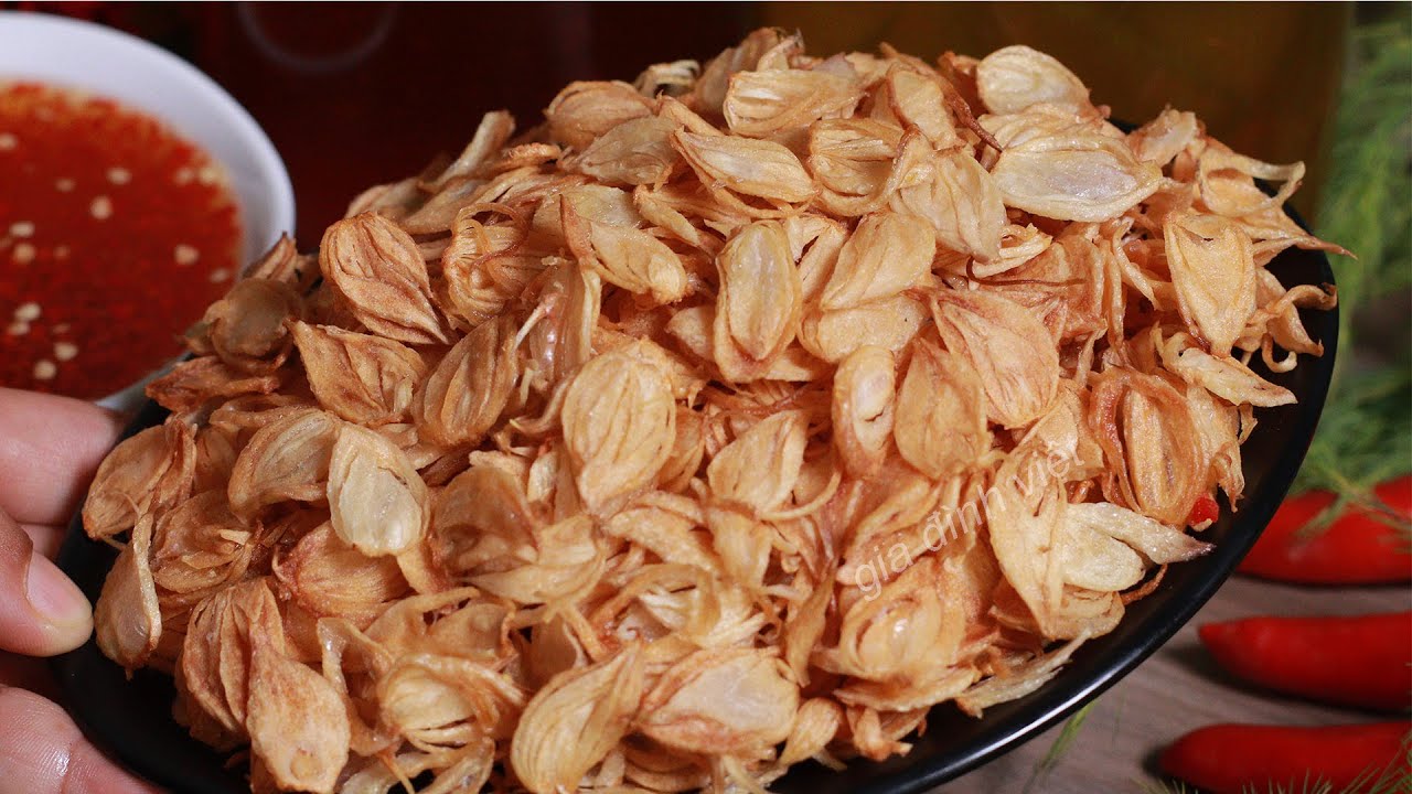 Cách làm Hành Phi vàng giòn đẹp mắt để 3 tháng không ra dầu