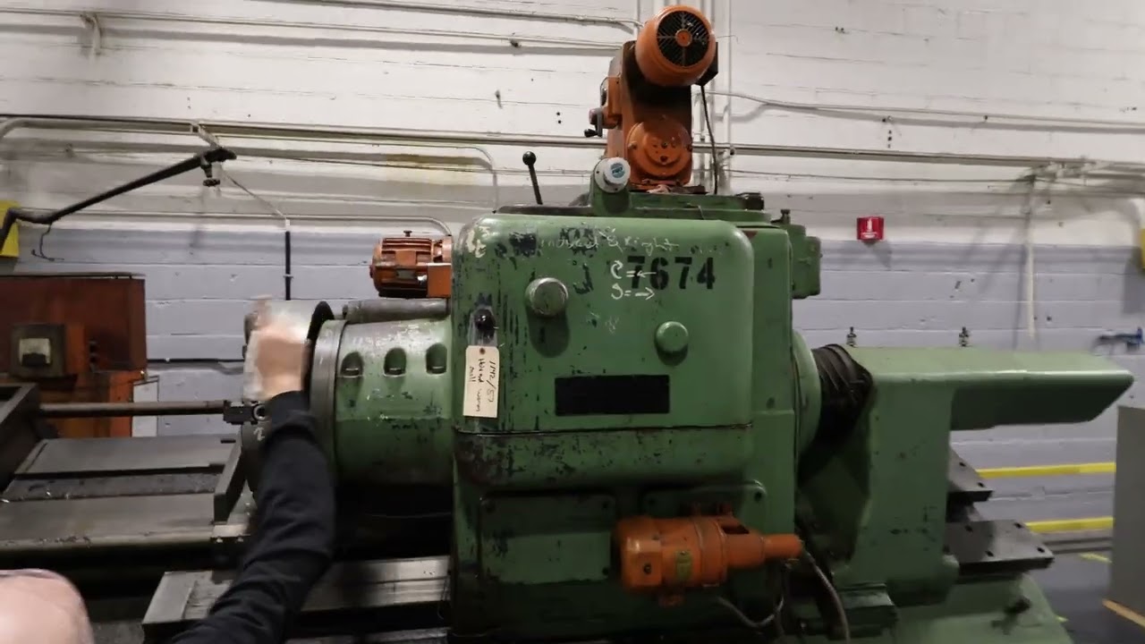 Holroyd 18" Worm Mill, S/N: BT9030