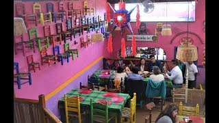 Mexico　68　テポストランのカラフルレストラン　Los　Colorines