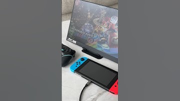 Nintendo Switch on a Portable Monitor