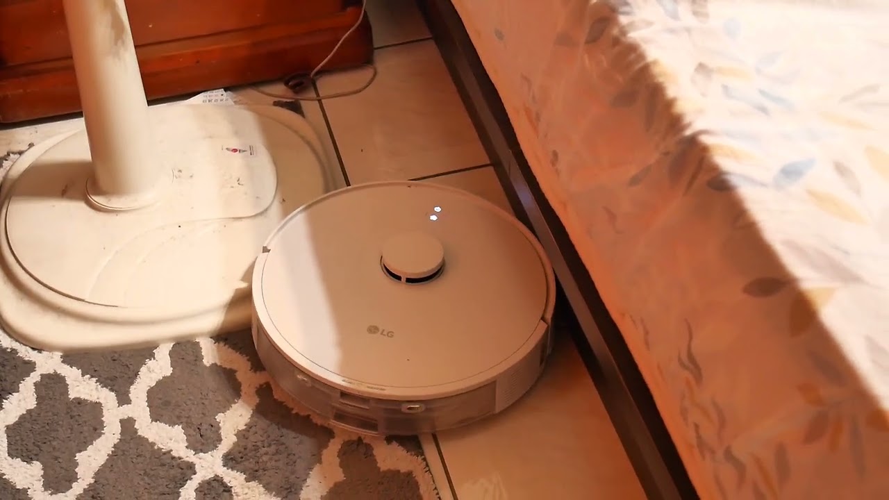 LG CordZero™ R5T 濕拖清潔機器人 (自動除塵) 吸地測試-遇地墊吸力改變