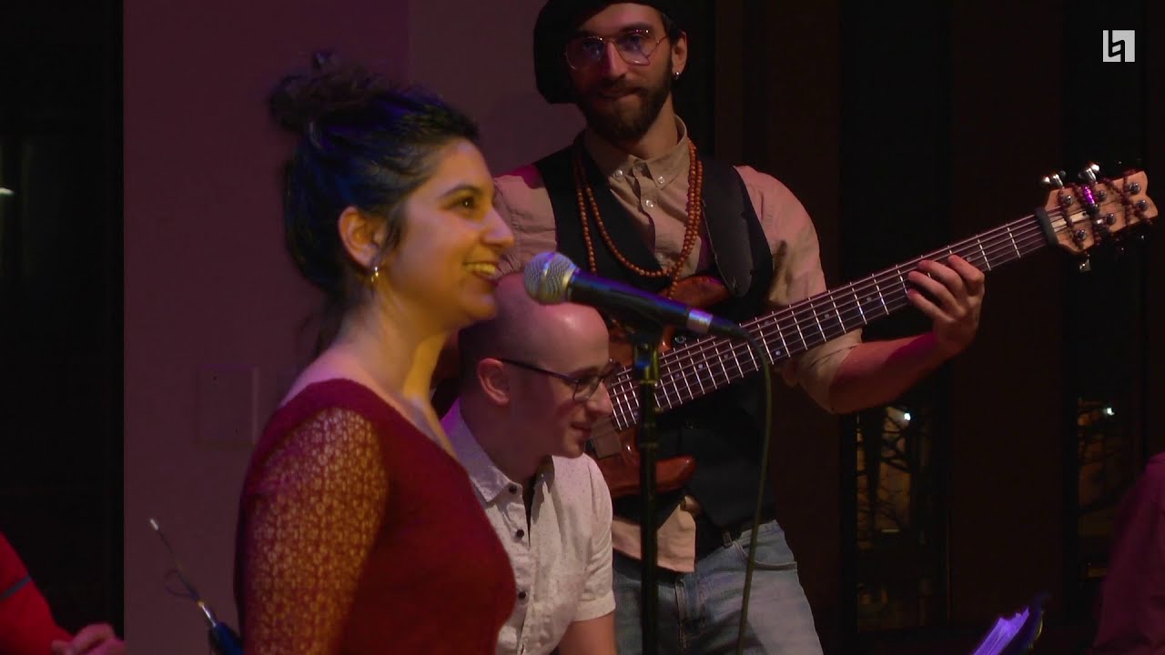 Suda Balik Oynuyor (Live) - Neset Ertas