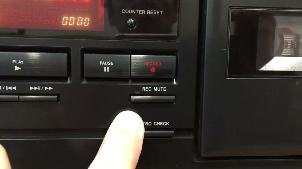 カセット Tascam 102 MK II cassette deck from the mid 1990s. - YouTube