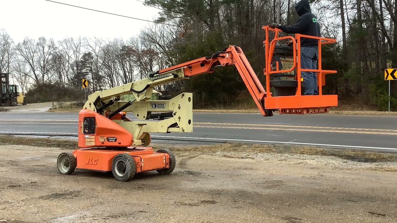 2012 JLG Articulating Boom Lift E400AJP
