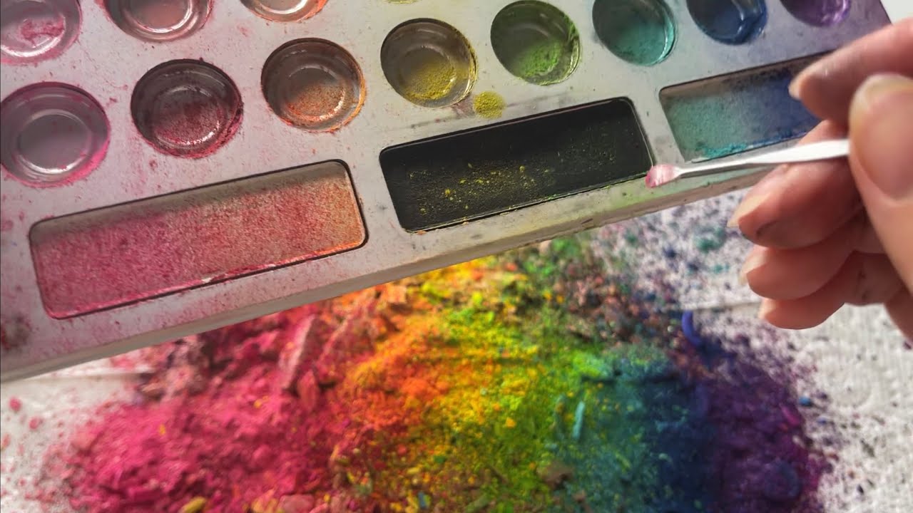 ASMR makeup crushing and scraping💄 🎨 ~fast and aggressive~ | Whispered Intro - then NO TALKING