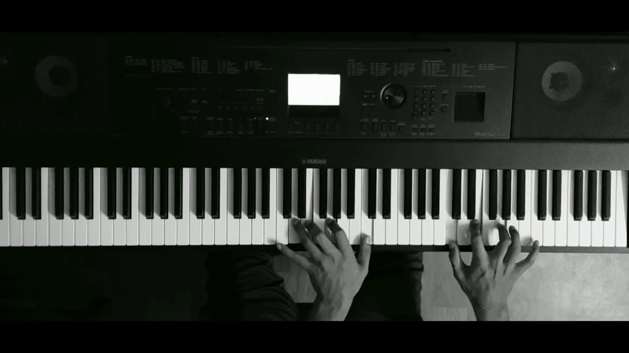 Love Handle song Phineas and Ferb Piano cover ( you snuck your way