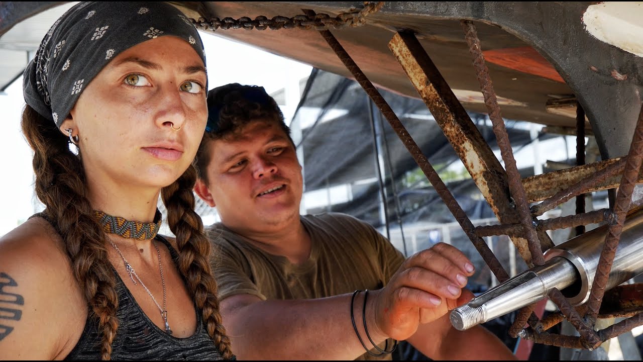 |EP37| SAVOIR S'ADAPTER - Remplacement du tube d'étambot, arrivée de Jade et alignement du moteur