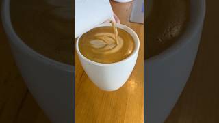 Can you pour latte art patterns on a long black?