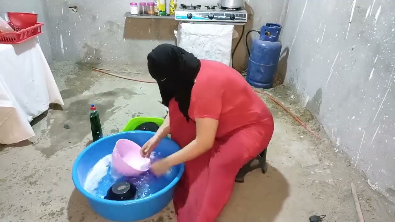 #روتيني_اليومي  روتين اليوم في المطبخ مع جلي الأواني   وتنظيف الارضية 🥀❤🍑🍑