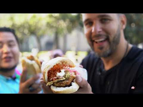 Comiendo en Tortas de Catakil con el @GurúdelaLonja en Cuidad de Mexico