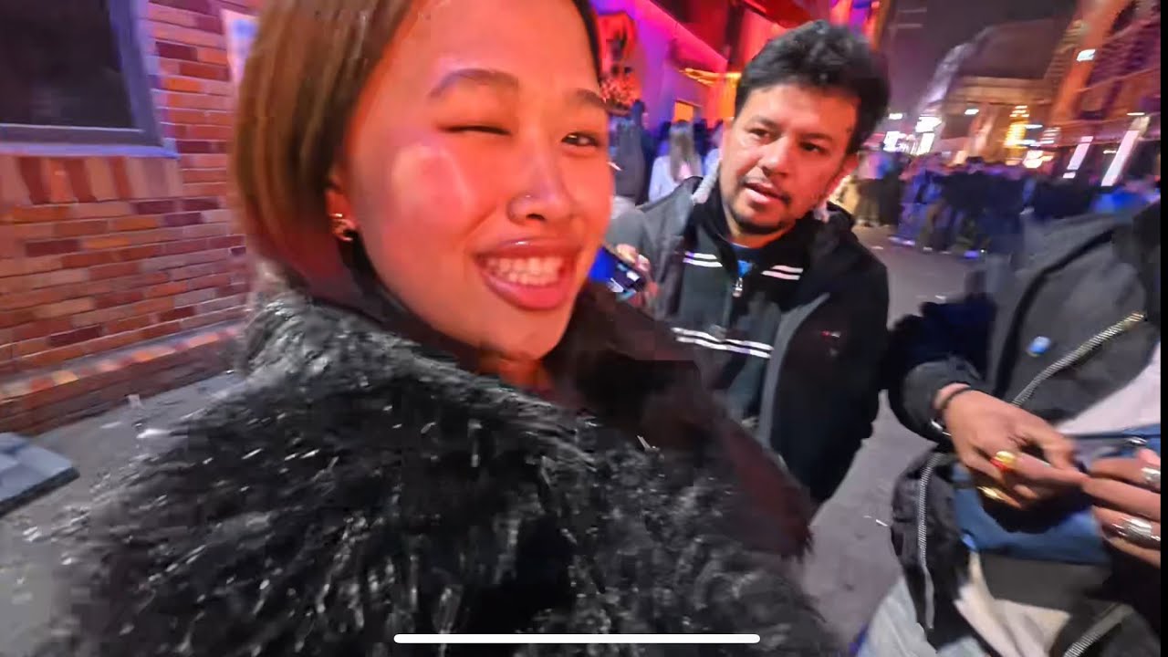 Night Life Of Seoul Korea - itaewon Night Street Club || mrVEK