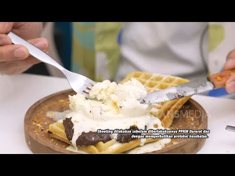 Waffle With Vanilla Ice Cream