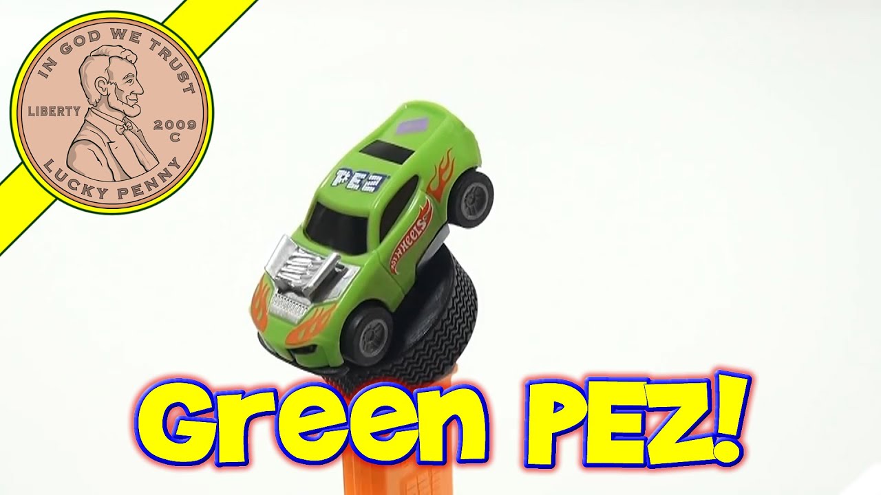 PEZ Candy Green Team Hot Wheels Pull Back Car Toy
