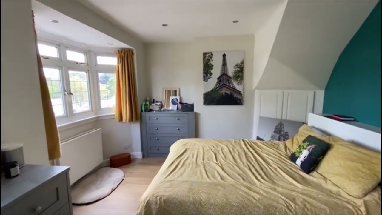 Clockhouse Lane, Ashford, Surrey TW15 55