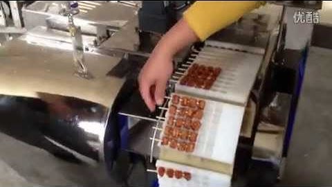Automatic meat kebab skewer machine
