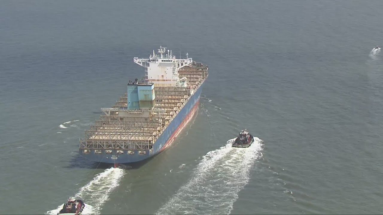 CHOPPER 10: Dali ship leaving