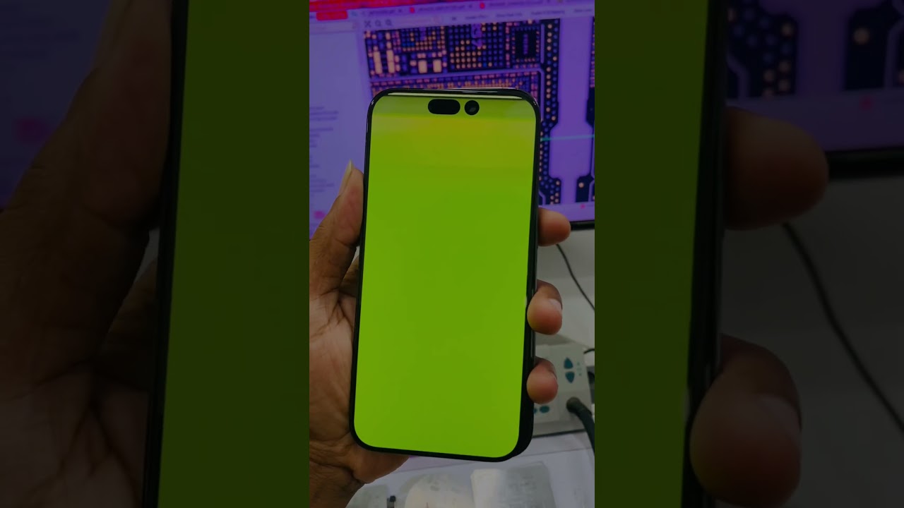 14 pro yellow screen after update