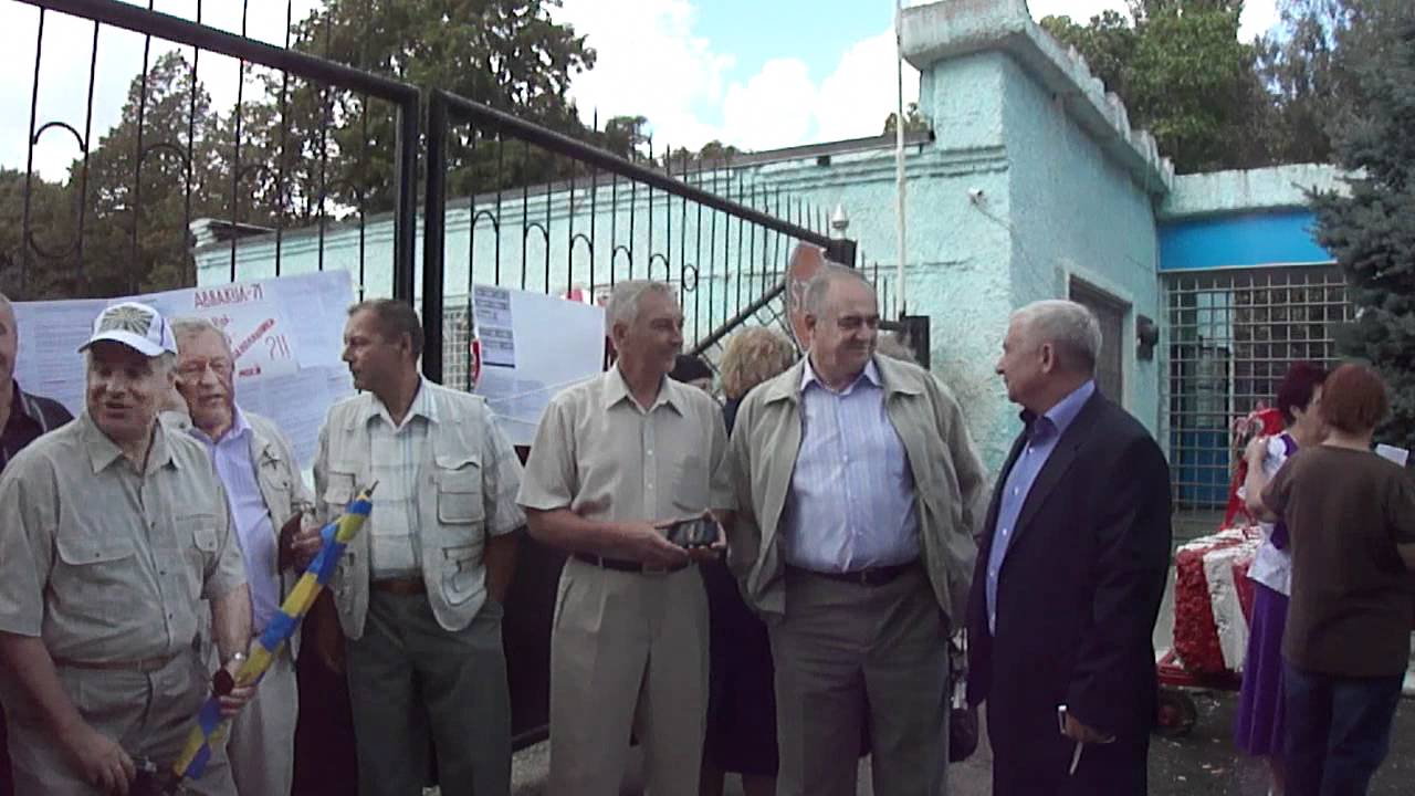 Аввакул общение по годам. АВВАКУЛ 1971 выпуск. АВВАКУЛ 1983 выпуск. Выпуск АВВАКУЛ 1979. Армавирское высшее военное авиационное училище лётчиков выпуск 1971