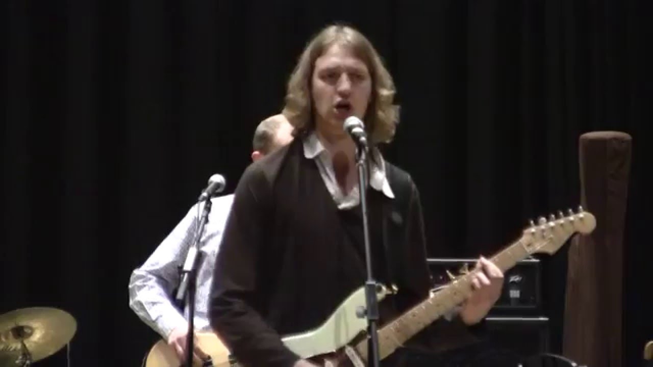 PerForemans - Mutter (cover) performed at the CKE with Mathé