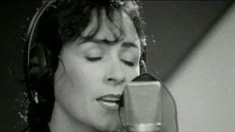 Mary Black - The Moon and St. Christopher