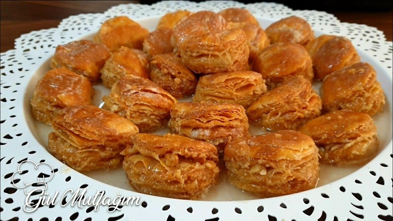 ТУРЕЦКАЯ ПАХЛАВА С ОДНОЙ МЕРЕНГОЙ есть рецепт десерта из ПАХЛАВЫ,