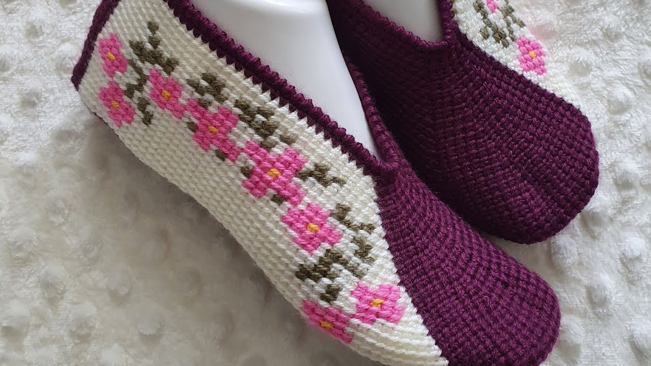 Моя модель пинеток ручной вязки с цветочным принтом (левая сторона)