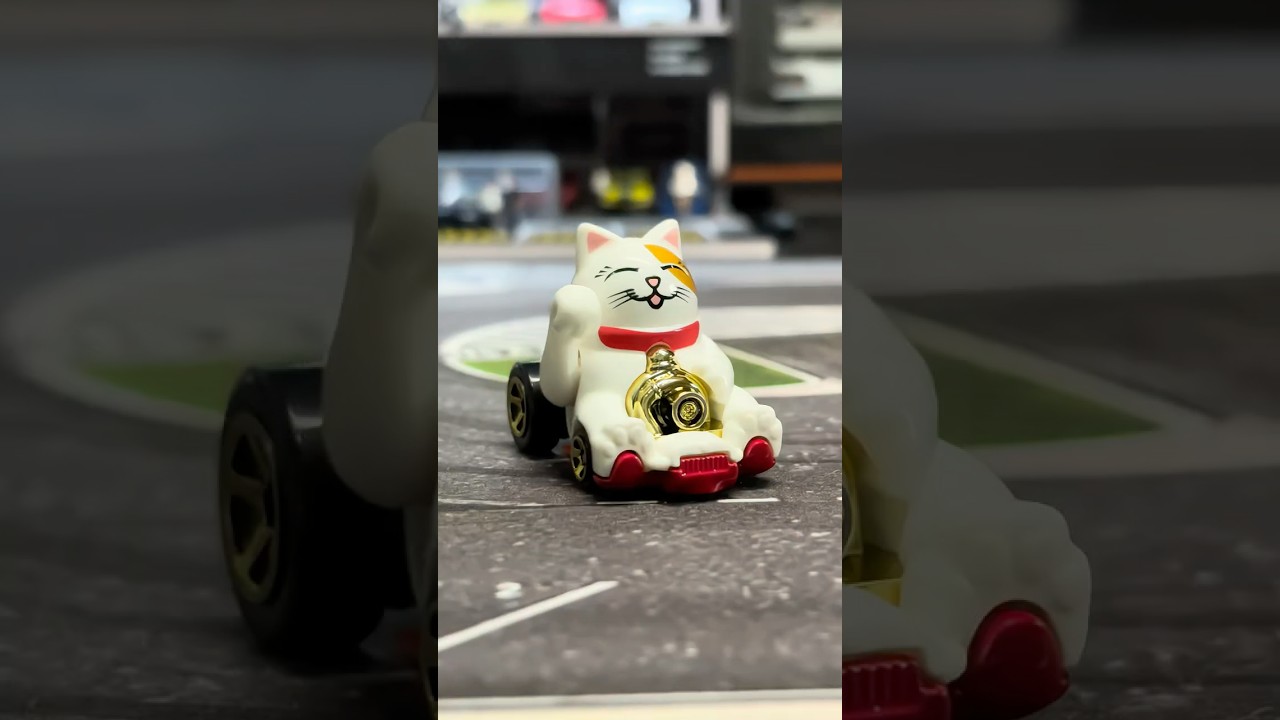 Feline Lucky Hotwheels Fantasy Mainlines 