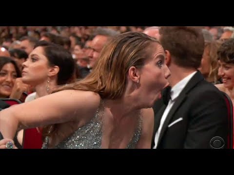 Anna Chlumsky's Reaction To Sean Spicer At The 2017 Emmys Is Literally All Of Us