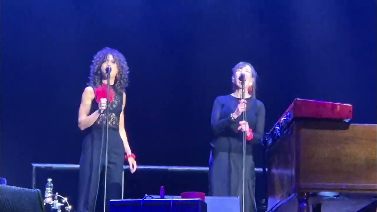 Joe Bonamassa - Self Inflicted Wounds Jade MacRae Solo - Burg Clam - 6.7.2025 Joe Bonamassa - Self Inflicted Wounds Jade MacRae Solo - Burg Clam - 6.7.2025