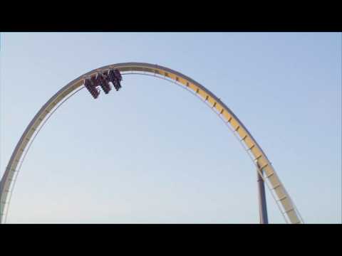 Texas rollercoaster stops with 48 riders aboard