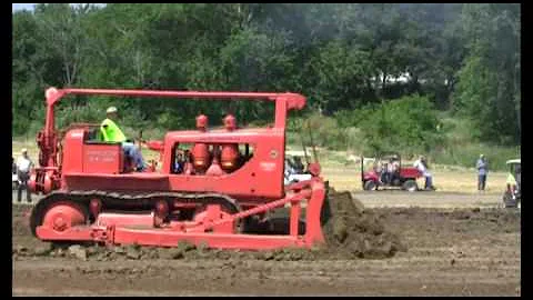 Restoring One of the World's Largest Dozers: 1950 ...