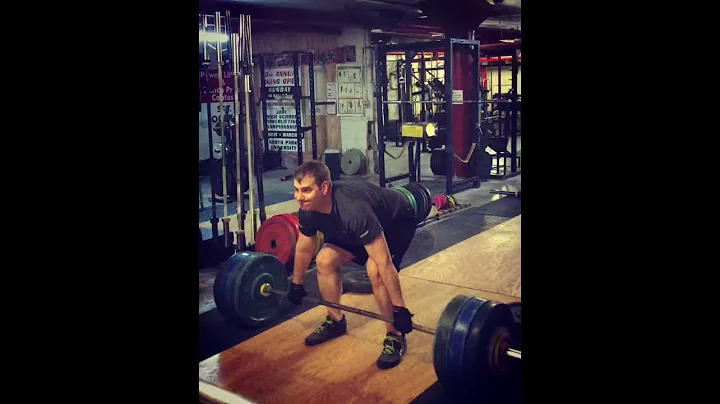 Deadlift 153kg | Alex Novielli | Barbell Method