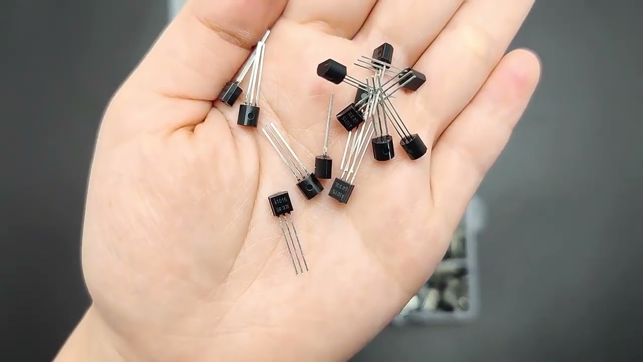 200-900PCS TO-92 Transistor Kit assortment box BC547 BC327 BC337