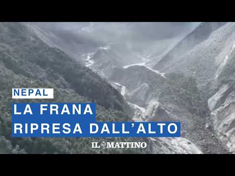 Video Nepal, la frana ripresa dal drone